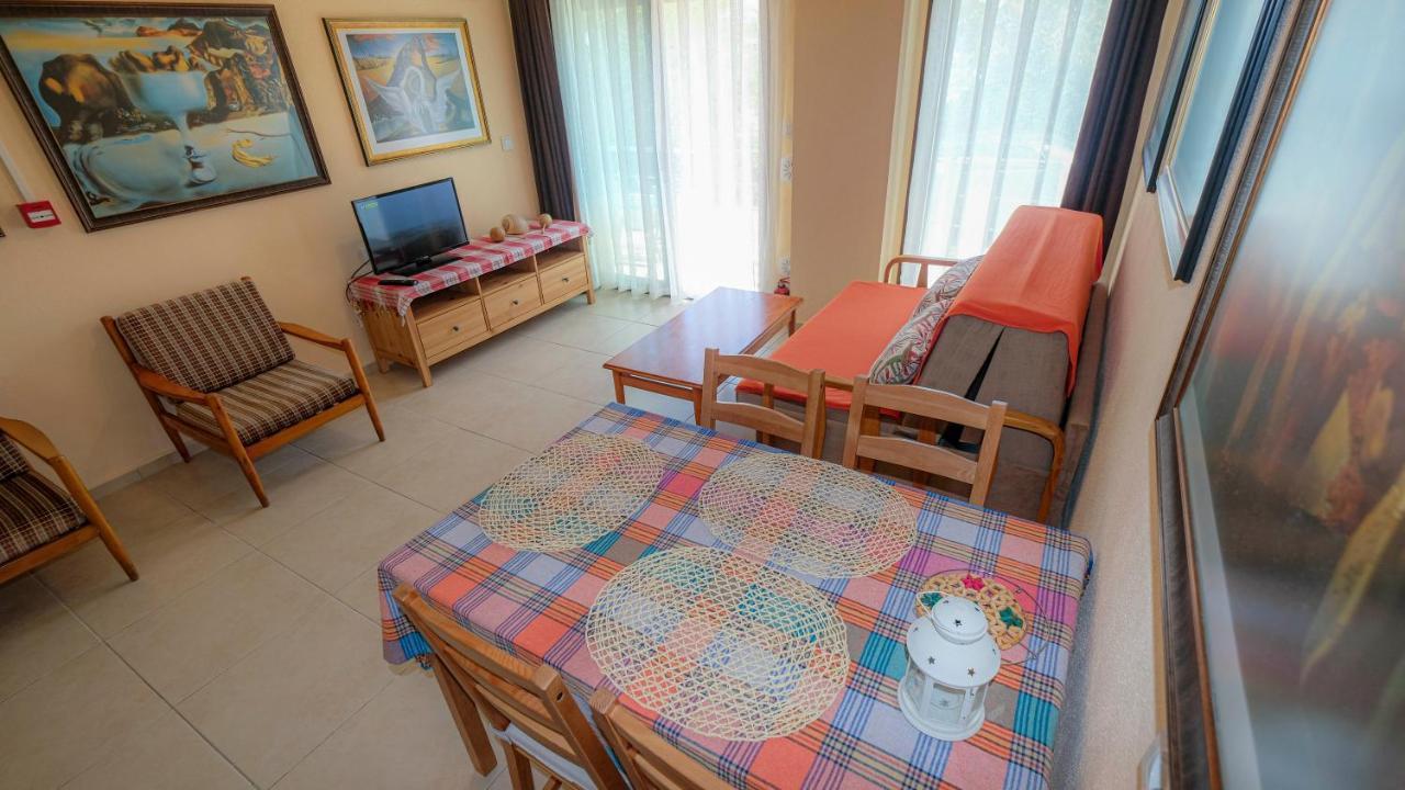 Teras Butik Apart Karaburun  Eksteriør bilde
