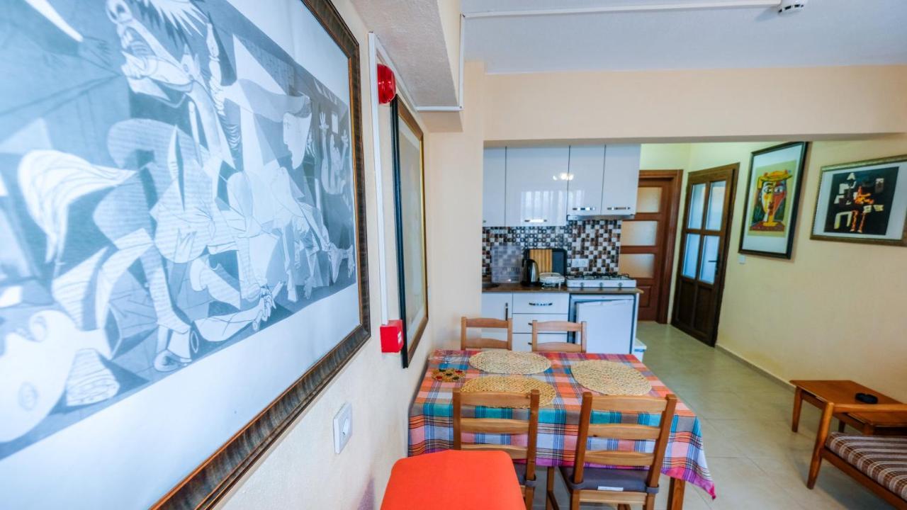 Teras Butik Apart Karaburun  Eksteriør bilde