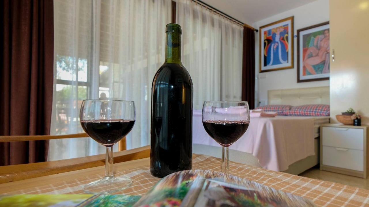 Teras Butik Apart Karaburun  Eksteriør bilde