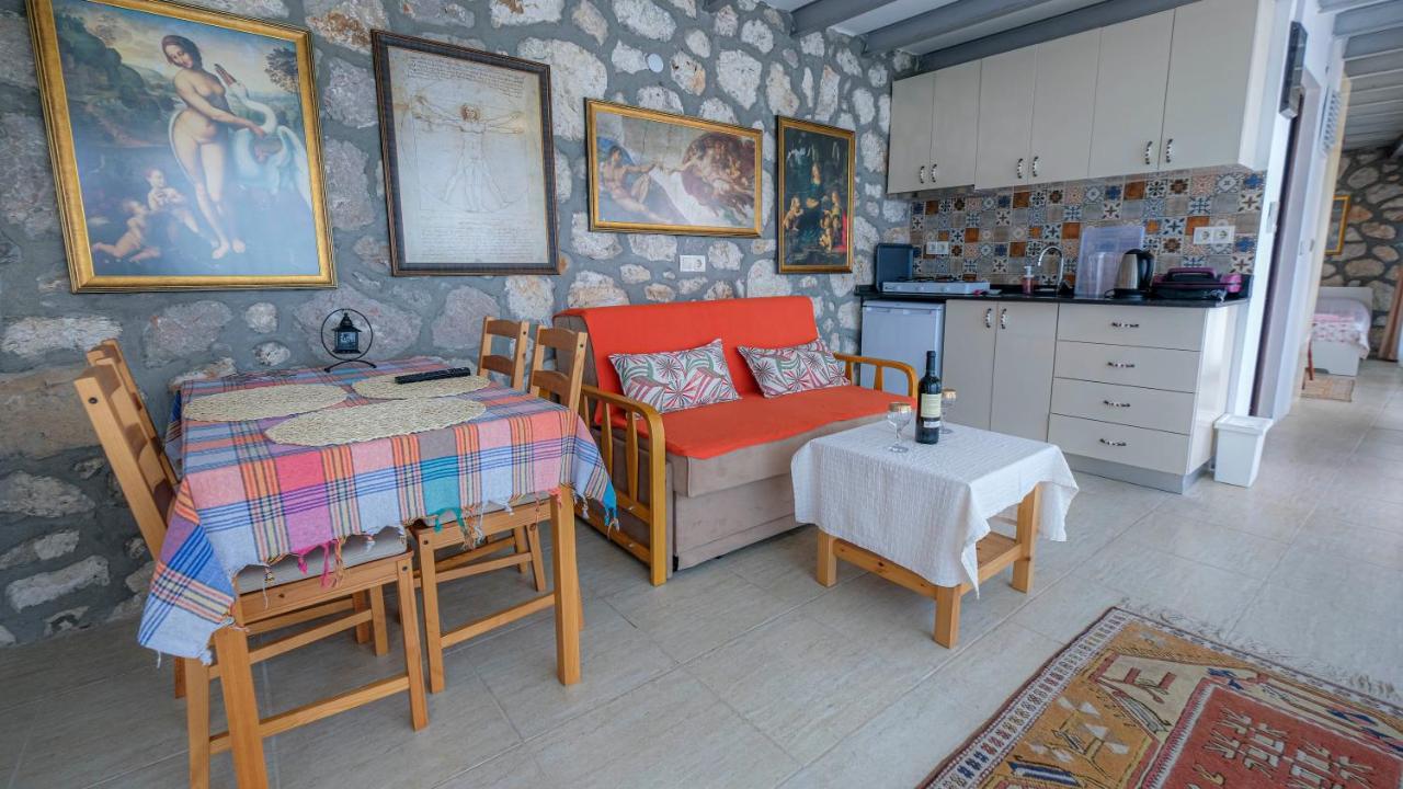 Teras Butik Apart Karaburun  Eksteriør bilde