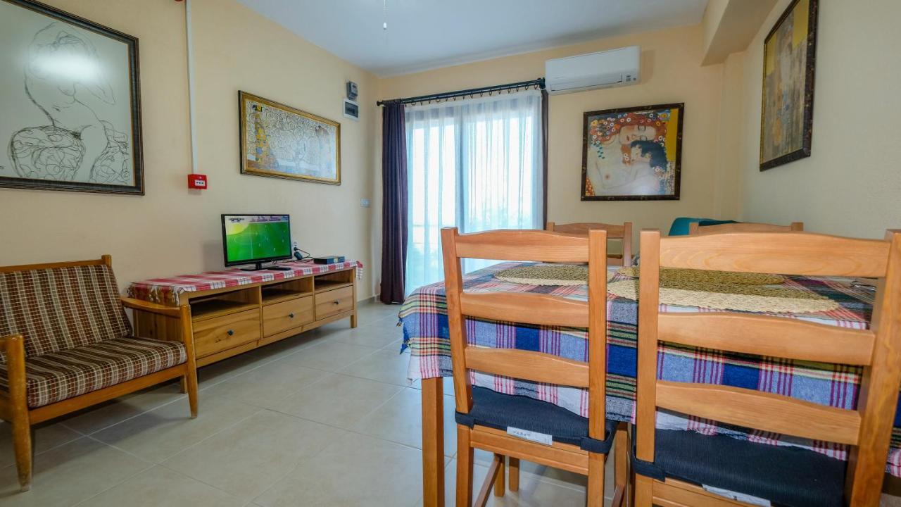 Teras Butik Apart Karaburun  Eksteriør bilde